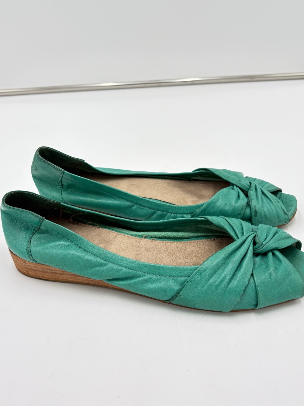 BC Footwear Repeat Offender Teal Leather Peep Toe Ballet Flats Retro Knot Sz 10